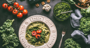 Makaron z pesto i suszonymi pomidorami