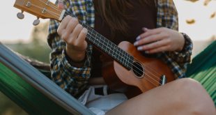 nauka gry na ukulele
